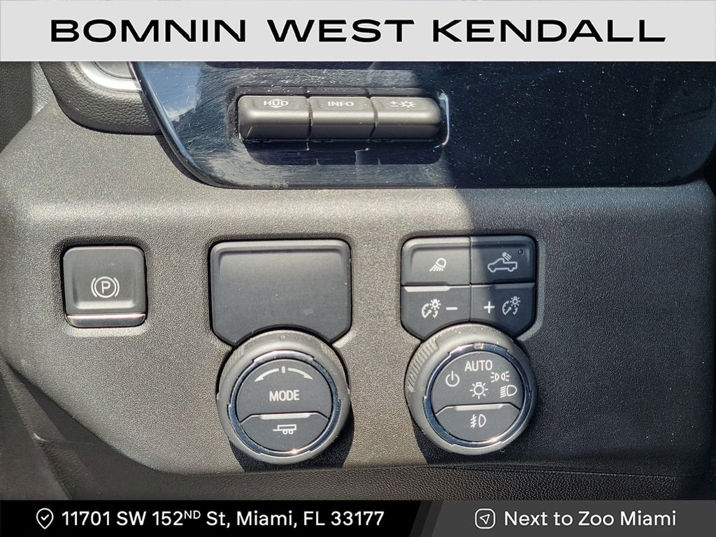 Used 2024 Chevrolet Silverado 1500 High Country w/ High Country Premium Package image 25