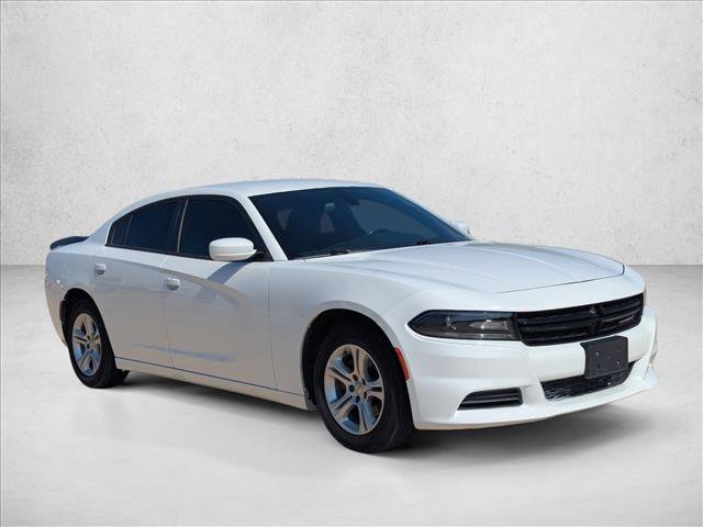 Used 2018 Dodge Charger SXT image 3
