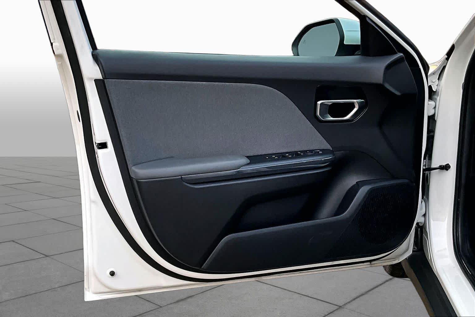 Certified 2025 Kia K4 EX FWD image 21