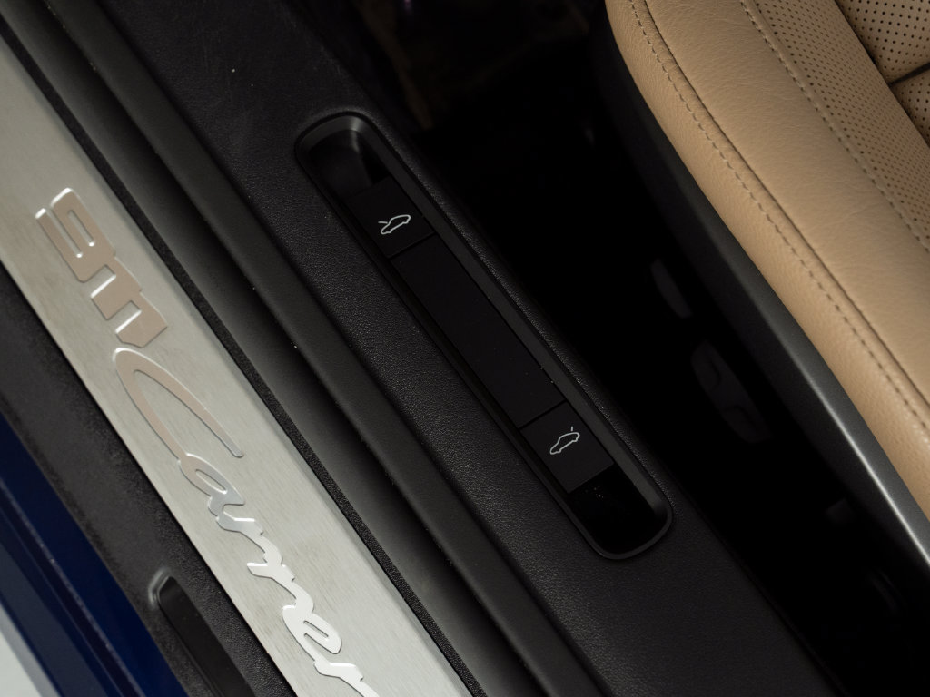 Certified 2024 Porsche 911 Carrera RWD image 22