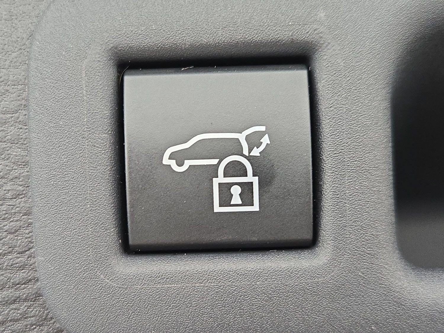 Certified 2025 Toyota Sienna Limited FWD image 30