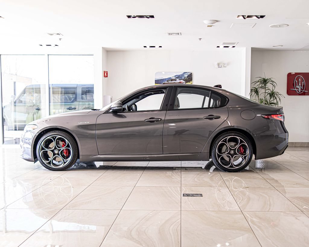 New 2026 Alfa Romeo Giulia AWD w/ Driving Assist Package image 6