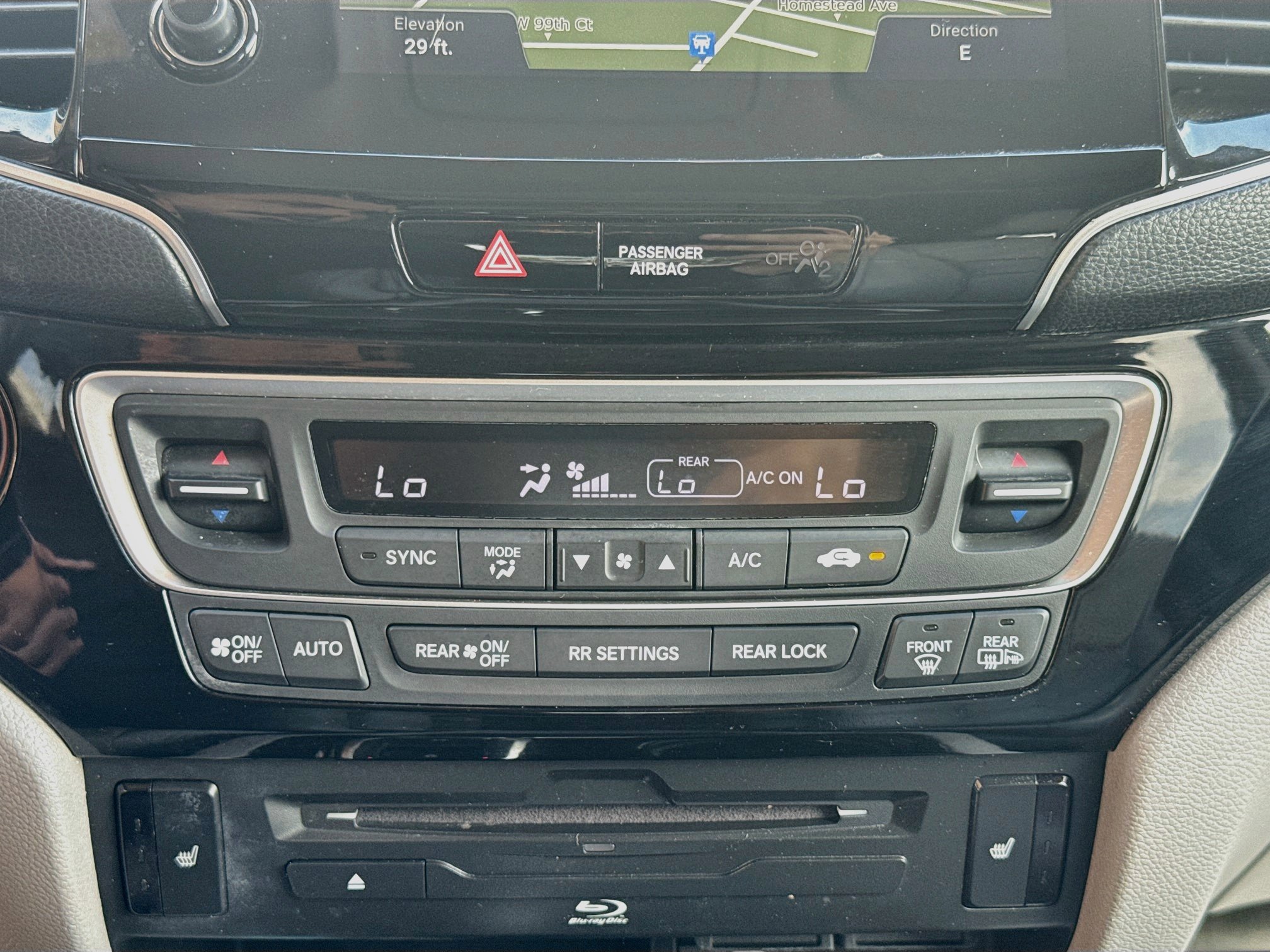 Used 2019 Honda Pilot Touring image 14