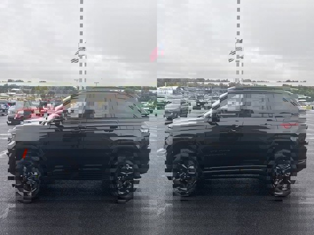 New 2025 Jeep Grand Cherokee Limited image 5