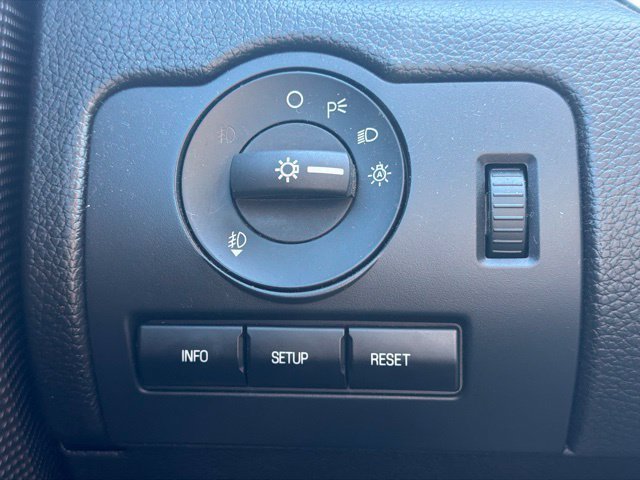 Used 2010 Ford Mustang Shelby GT500 RWD image 19
