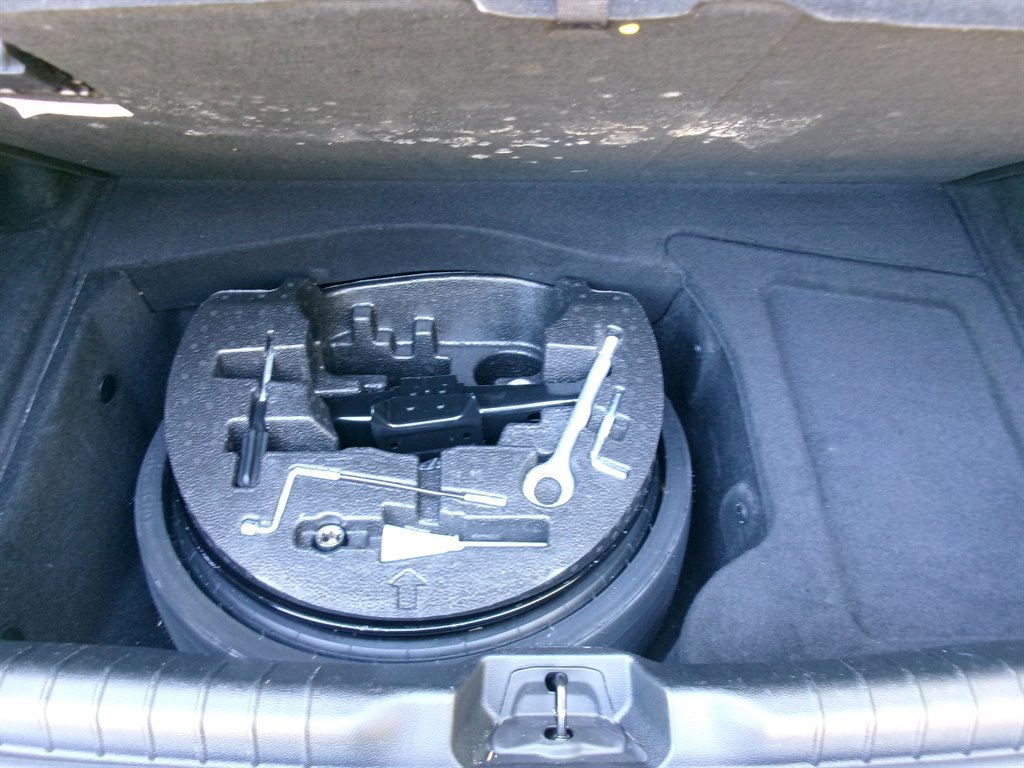 Used 2016 Maserati Ghibli RWD image 39