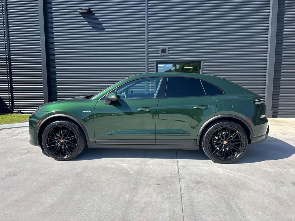 New 2026 Porsche Macan Electric image 2