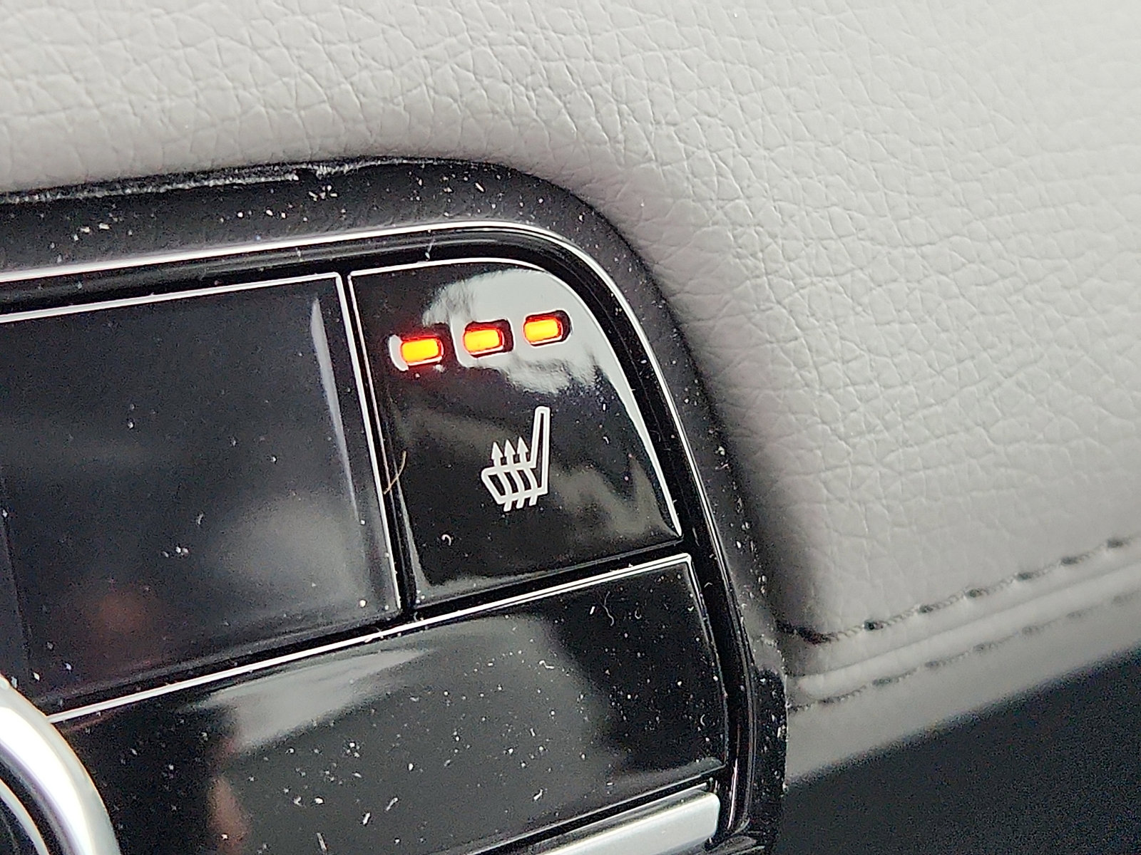 New 2025 Honda Pilot EX-L image 14