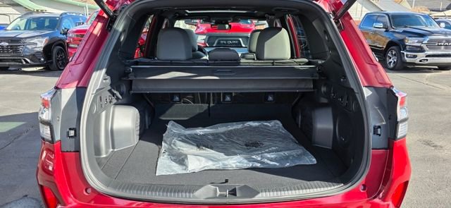 Used 2025 Subaru Forester Limited image 7