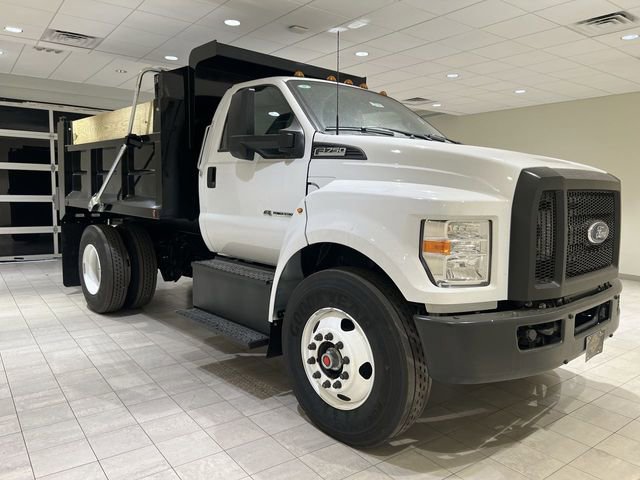 New 2026 Ford F750 2WD Regular Cab Super Duty image 7