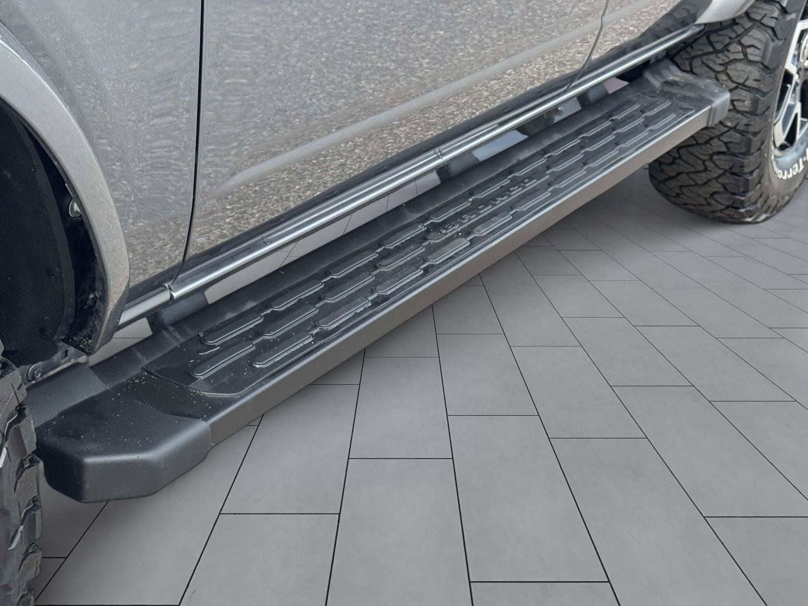 Used 2021 Ford Bronco Outer Banks image 8