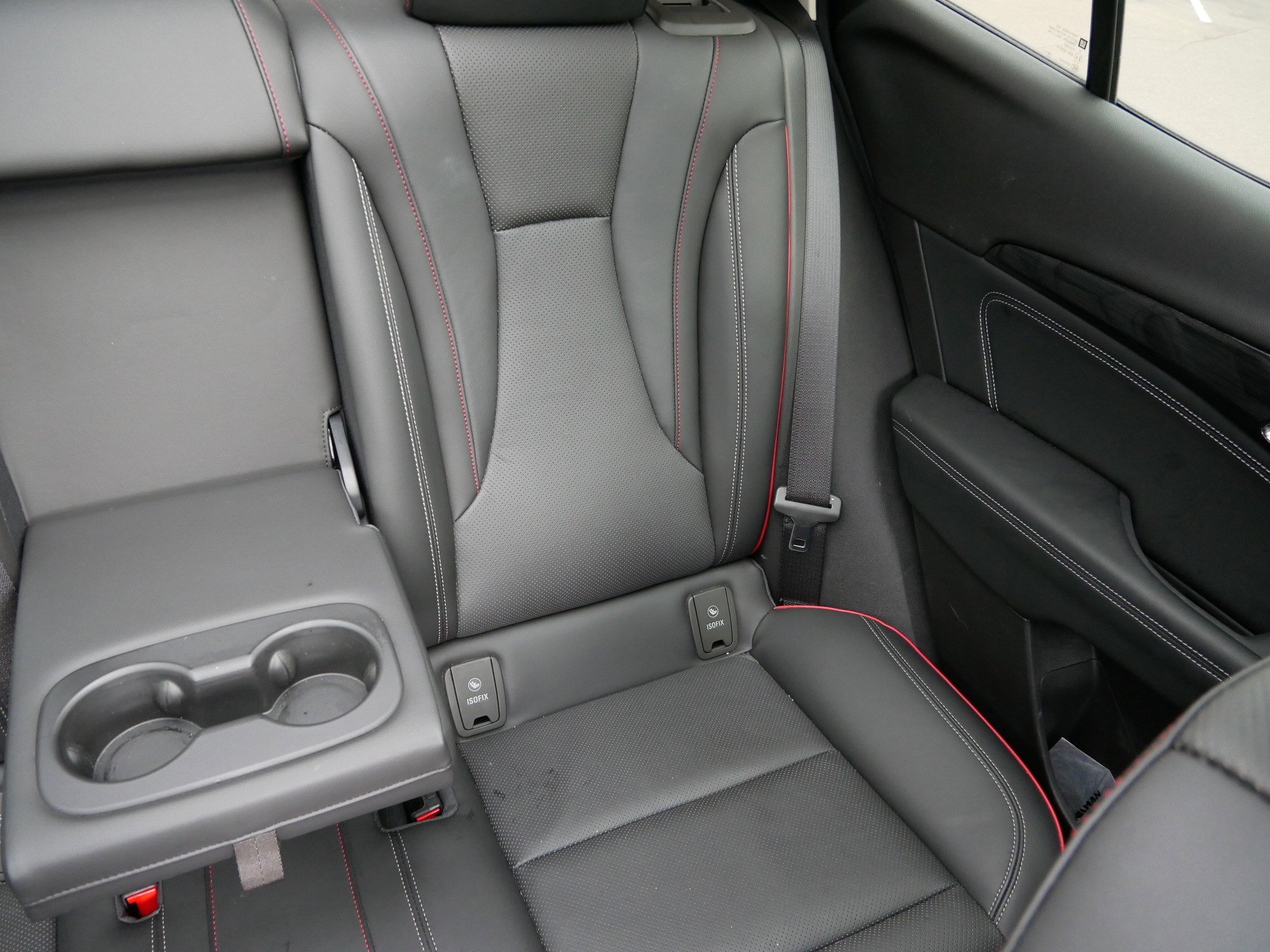 Used 2023 Buick Envision Essence w/ Sport Touring Package image 14