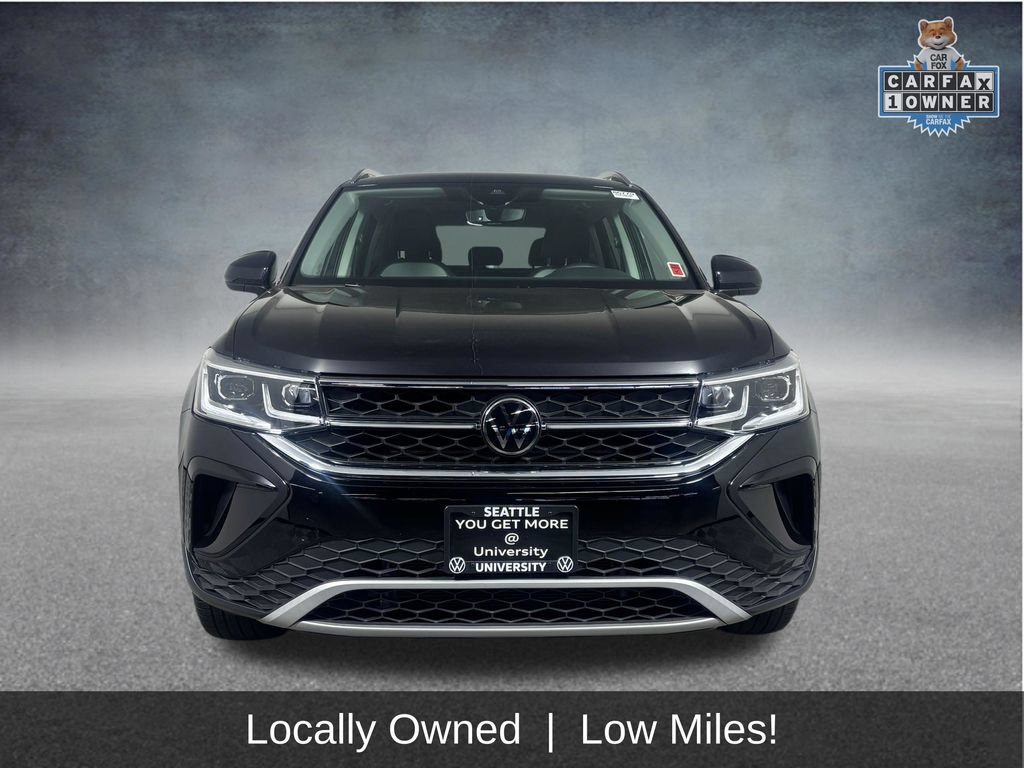 Used 2023 Volkswagen Taos SEL AWD/4WD image 2