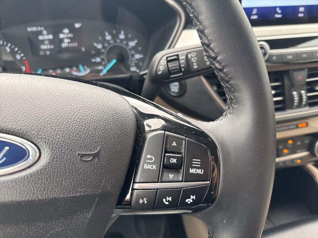 Used 2022 Ford Escape SEL image 15