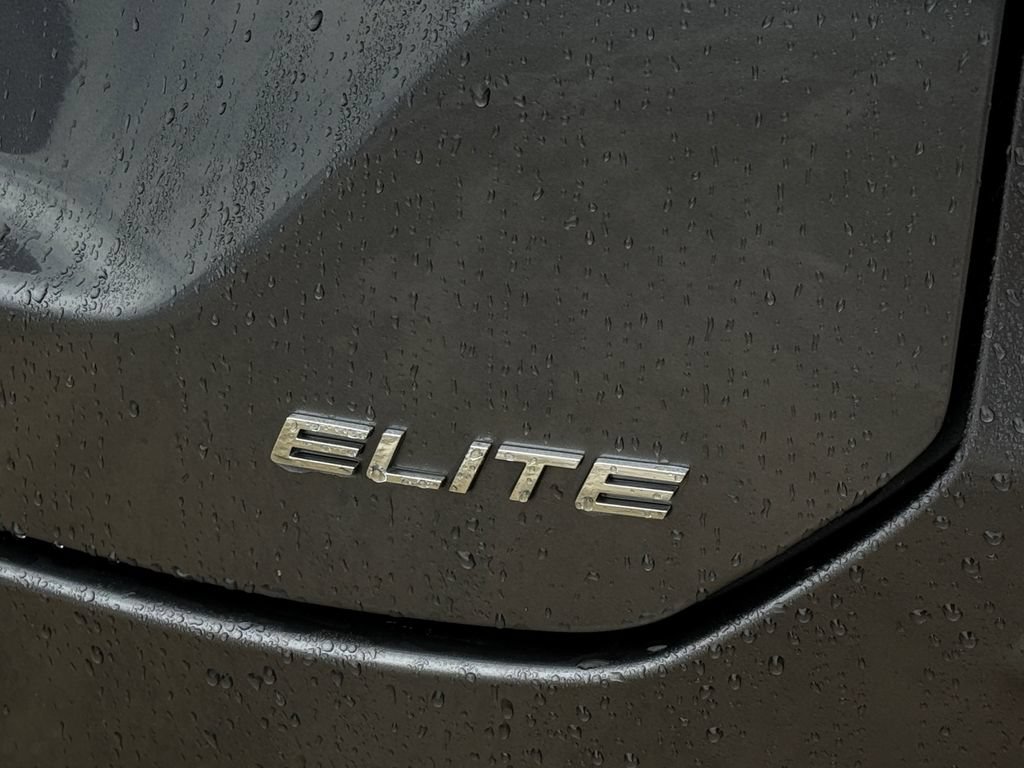 Used 2025 Honda Pilot Elite image 46
