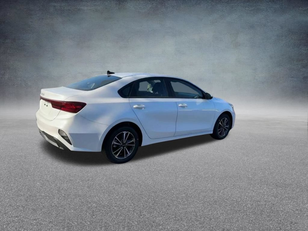 Used 2024 Kia Forte LXS w/ LXS Technology Package FWD image 22