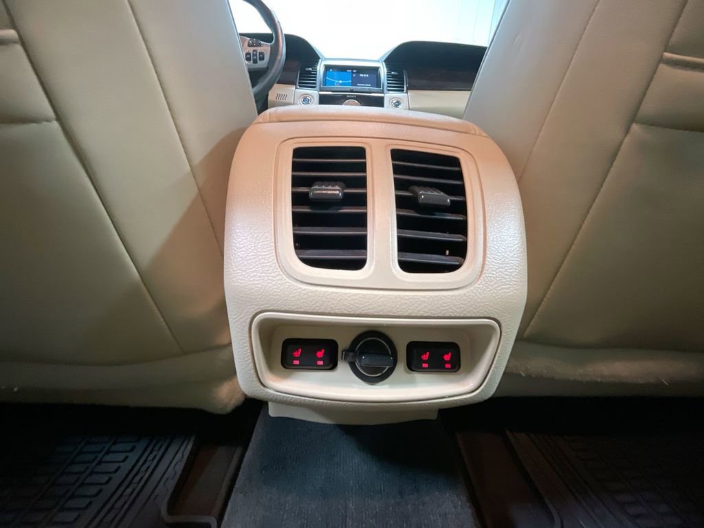 Used 2017 Ford Taurus Limited image 22