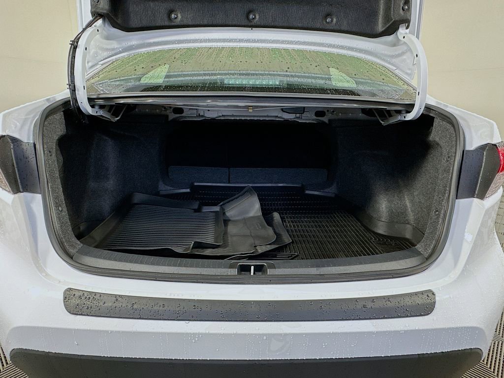 Certified 2025 Toyota Corolla LE FWD image 24