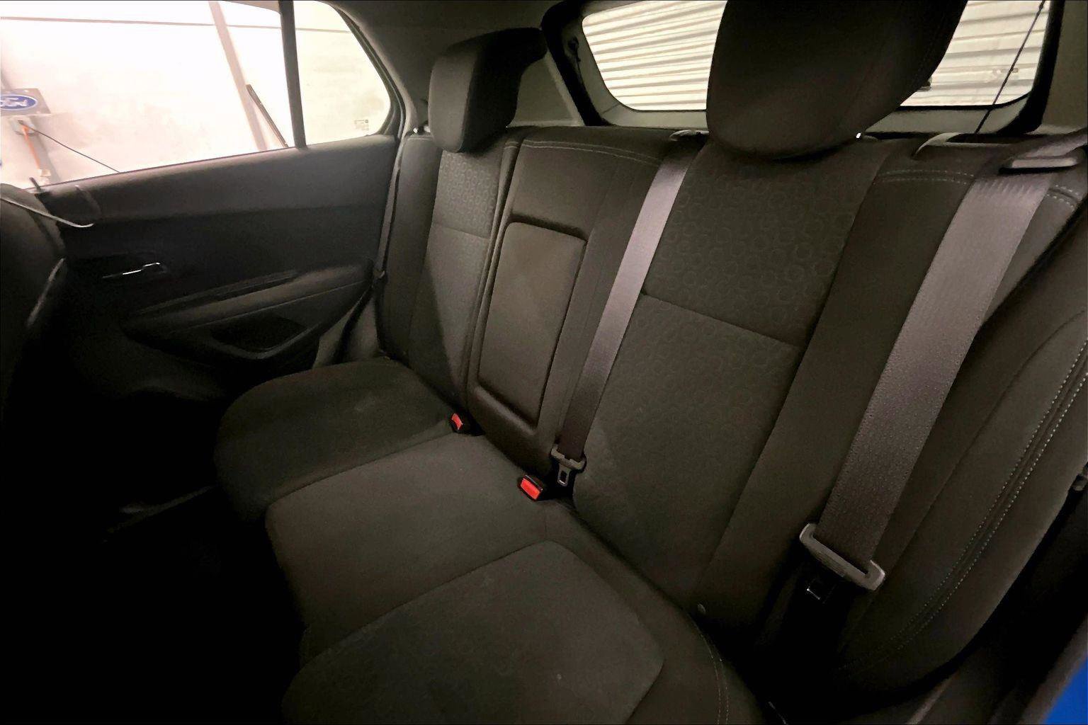 Used 2016 Chevrolet Trax LS image 25