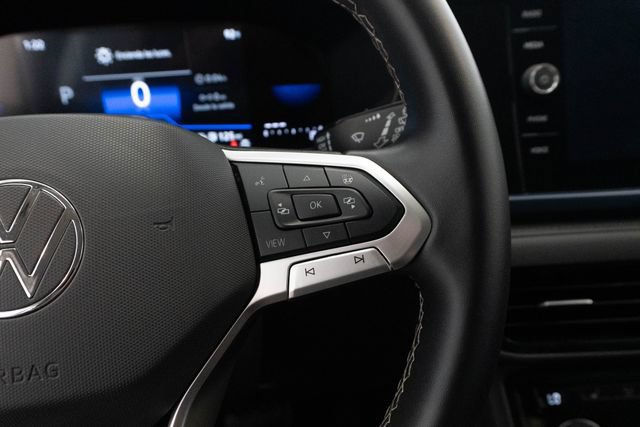 Used 2024 Volkswagen Taos SE FWD image 15