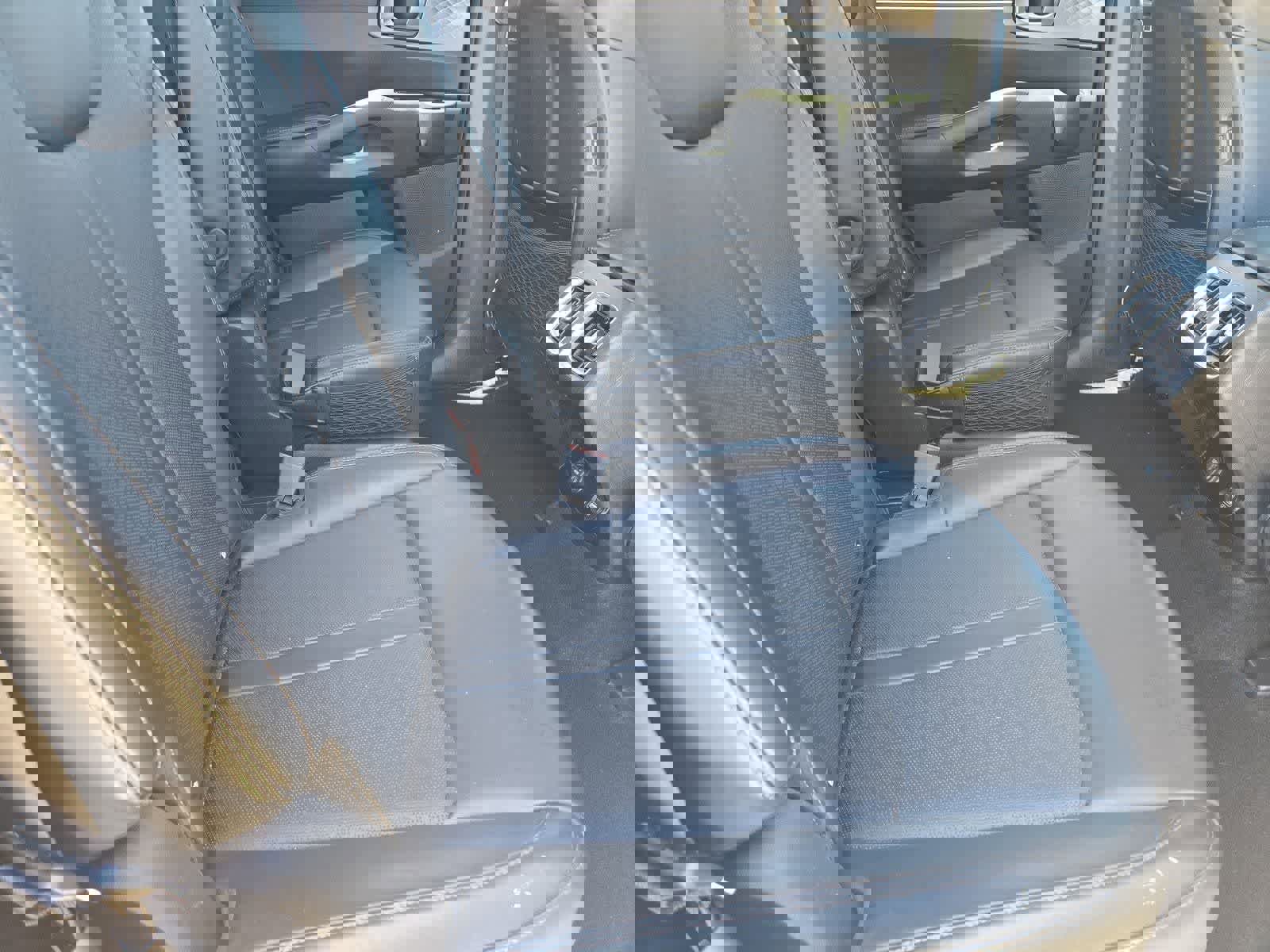 Used 2022 Kia Sorento S image 18