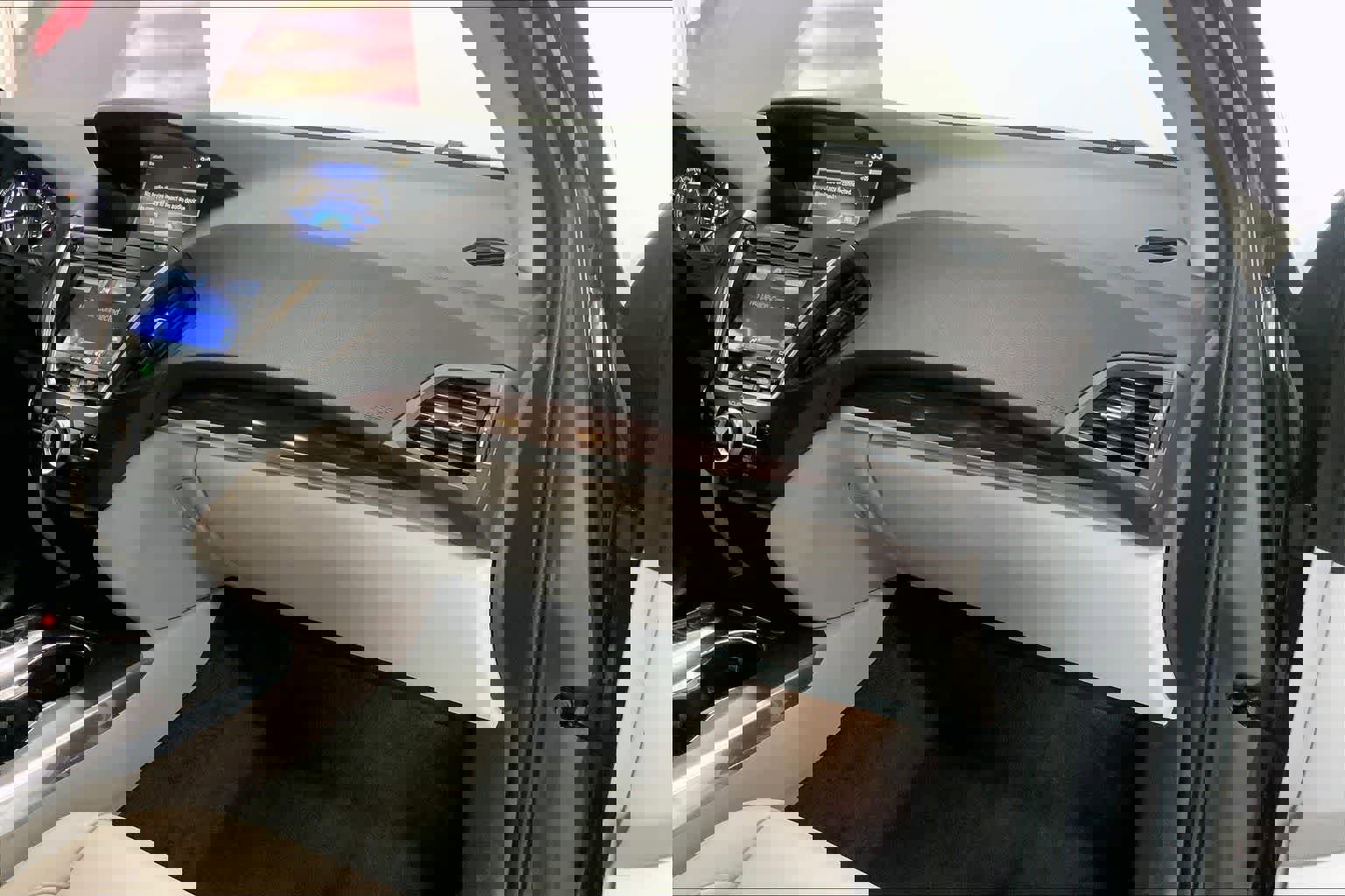 Used 2016 Acura MDX SH-AWD w/ Technology Package image 21