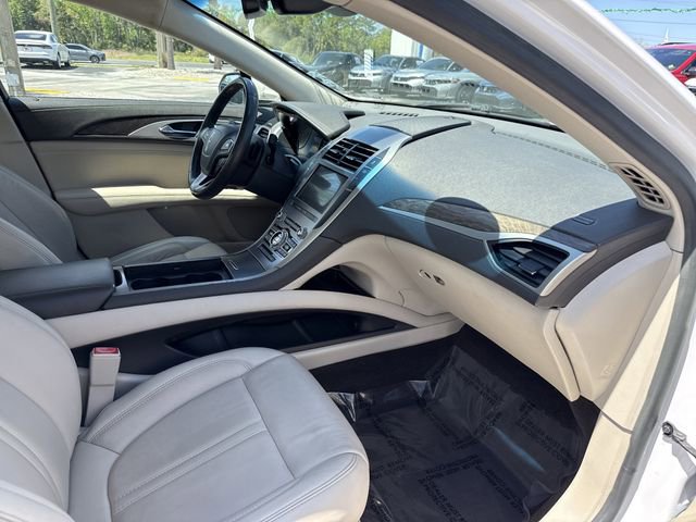 Used 2019 Lincoln MKZ Reserve image 17