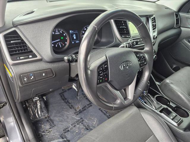 Used 2017 Hyundai Tucson SE Plus AWD/4WD image 10