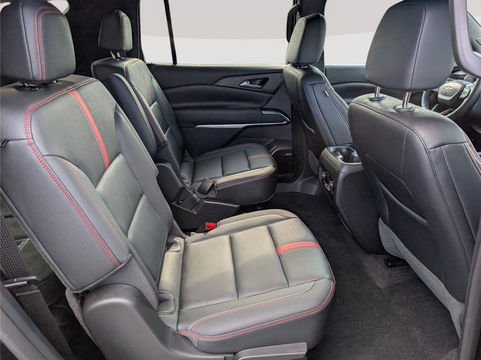 Used 2024 Chevrolet Traverse RS w/ LPO, Floor Liner Package AWD/4WD image 13