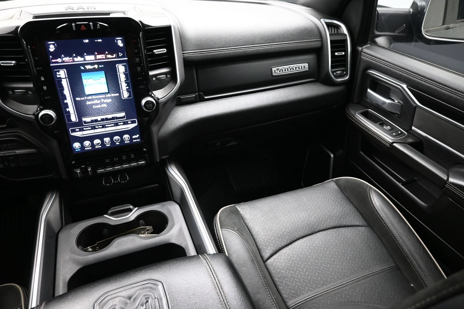 Used 2020 RAM 2500 Laramie AWD/4WD image 38