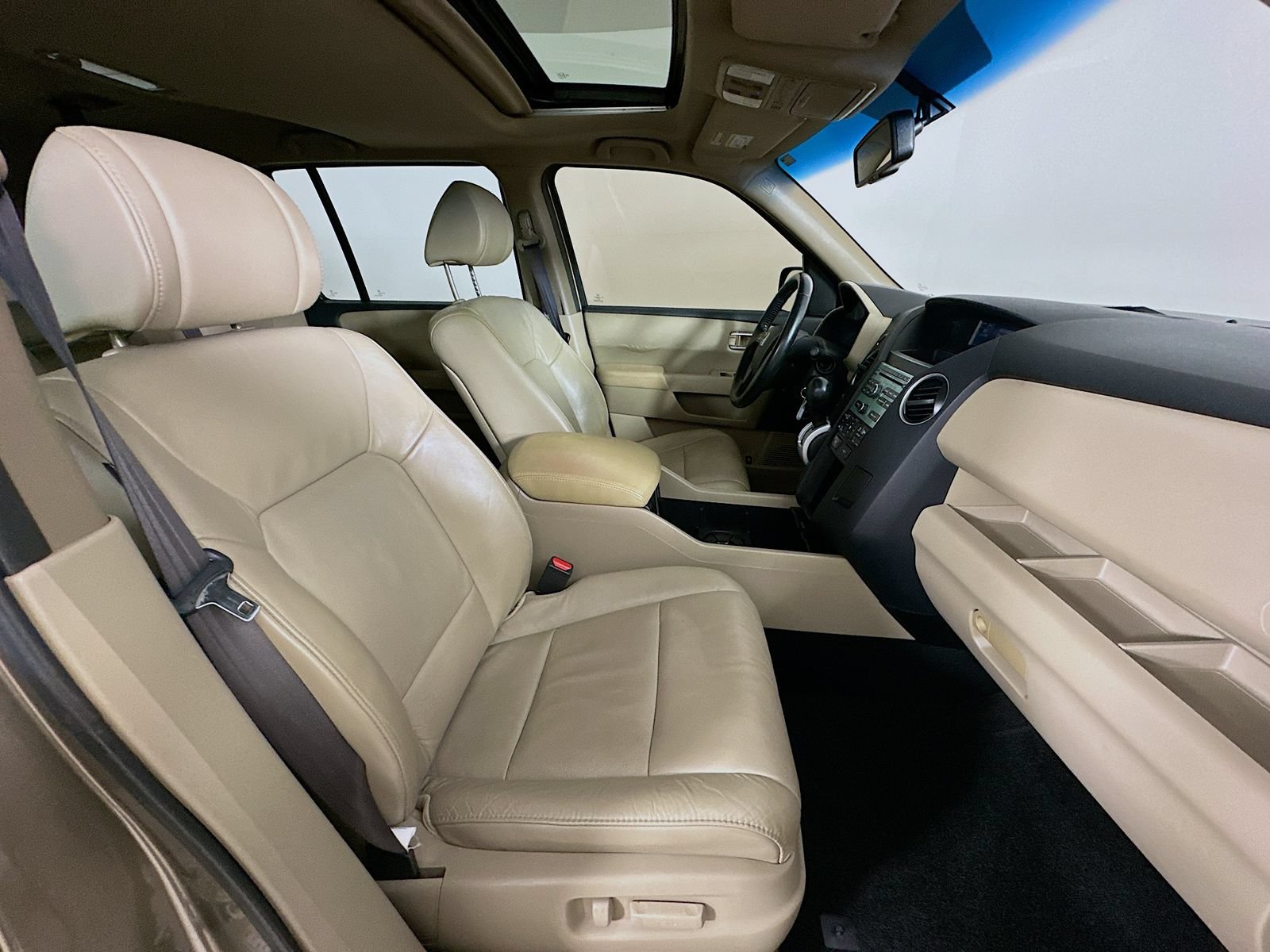 Used 2010 Honda Pilot EX-L image 41