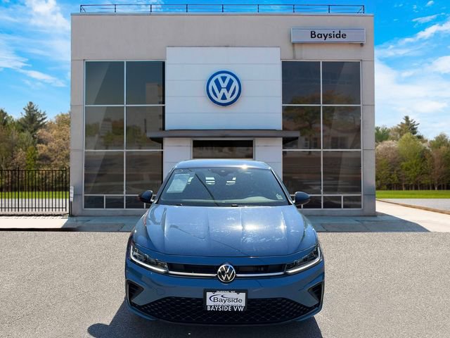 Used 2025 Volkswagen Jetta Sport FWD video 2