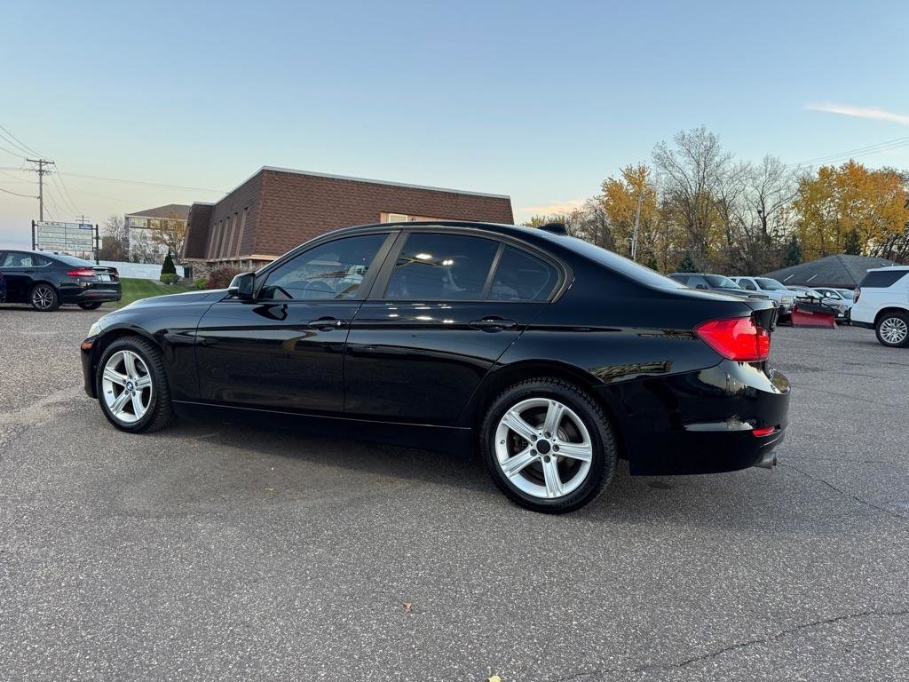 Used 2015 BMW 328i xDrive Sedan AWD/4WD image 8