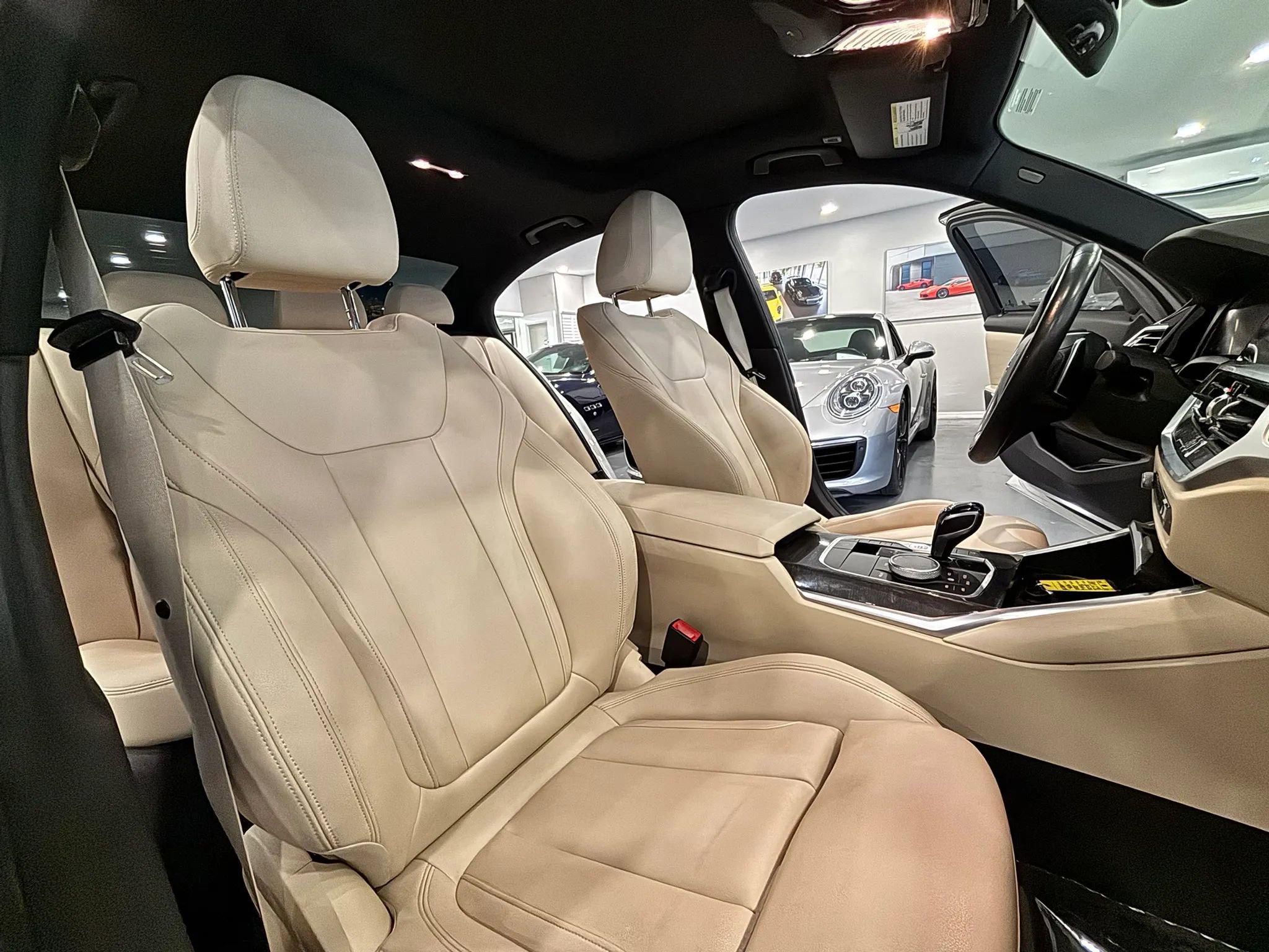 Used 2020 BMW 330i Sedan w/ Convenience Package RWD image 19