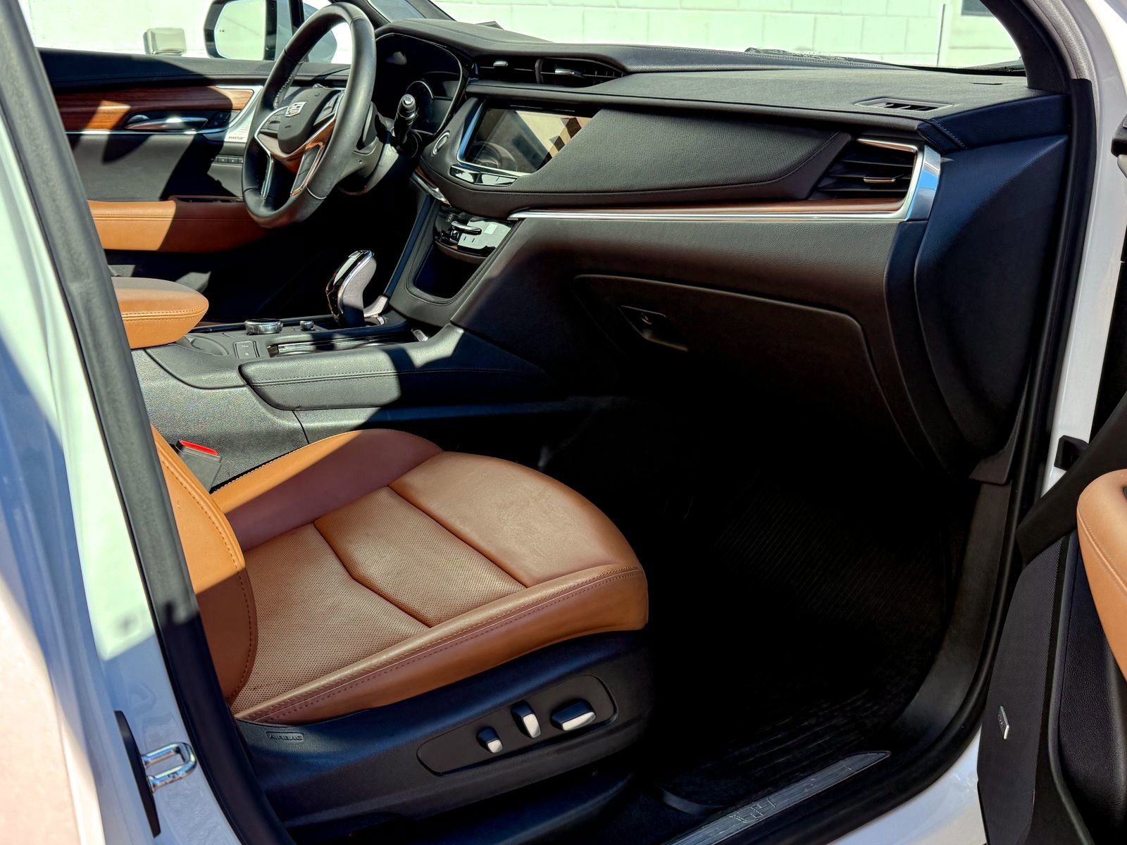 Used 2022 Cadillac XT5 Premium Luxury image 12