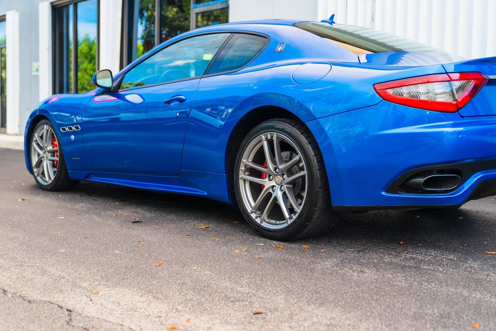 Used 2017 Maserati GranTurismo MC Centennial RWD image 6