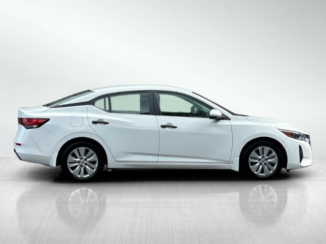 Used 2024 Nissan Sentra S FWD image 3