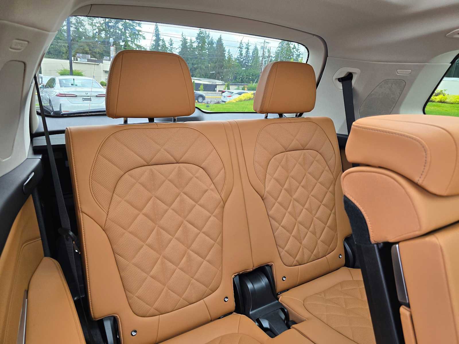 Used 2026 BMW X7 xDrive40i w/ Executive Package image 15