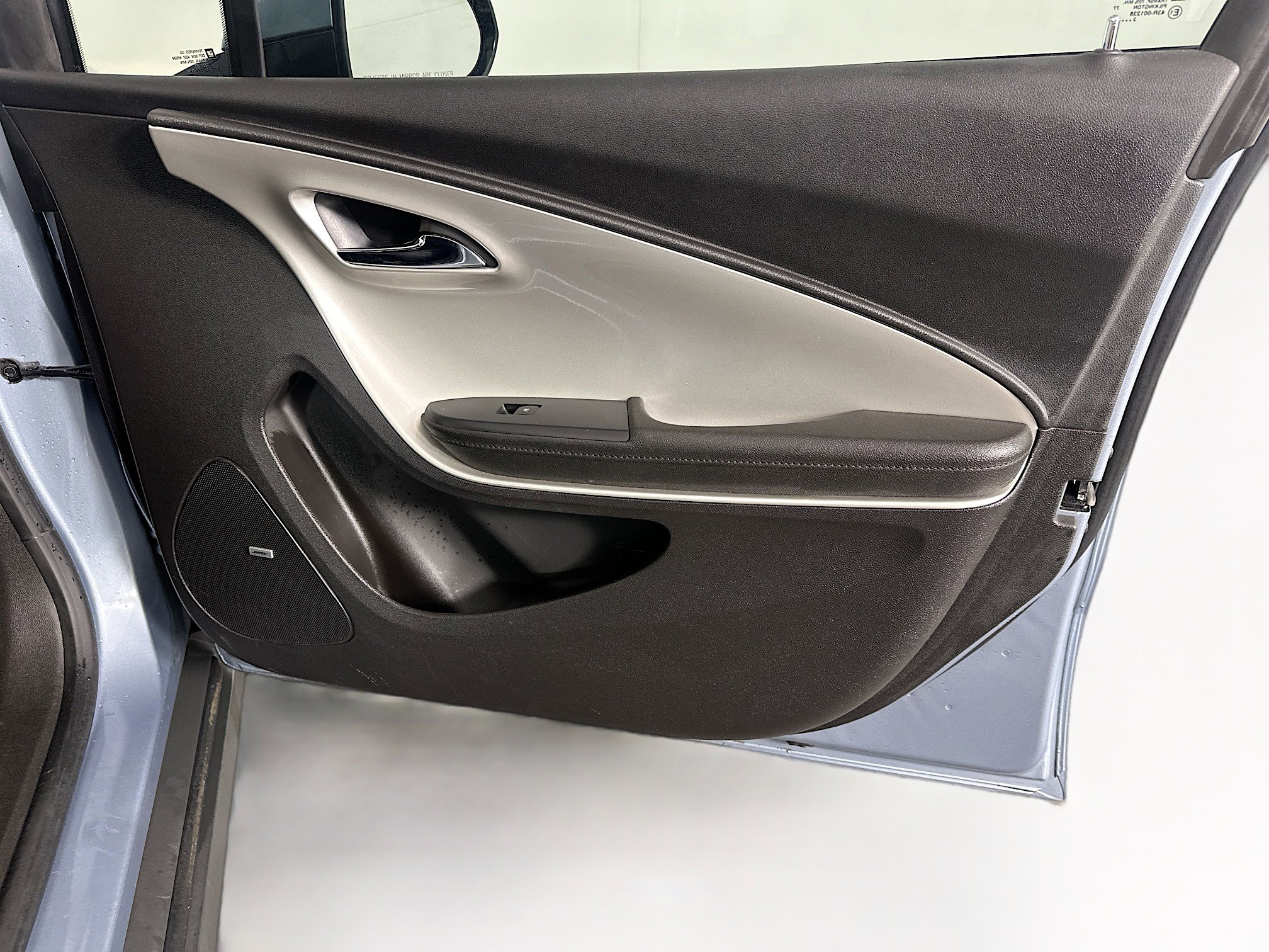 Used 2013 Chevrolet Volt w/ Enhanced Safety Package 2 image 31