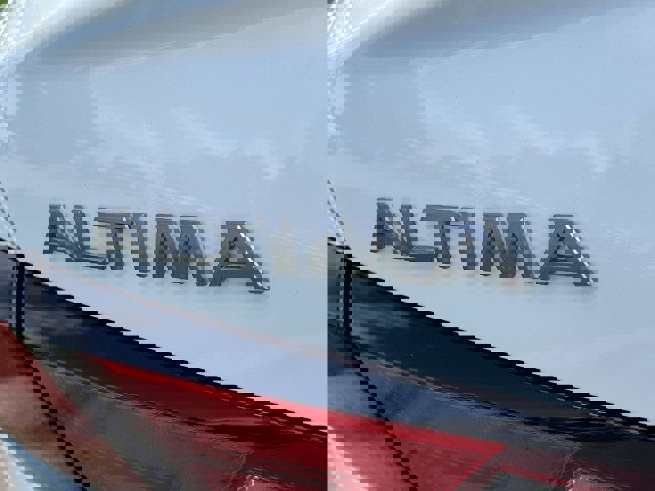 Certified 2025 Nissan Altima 2.5 SV image 6