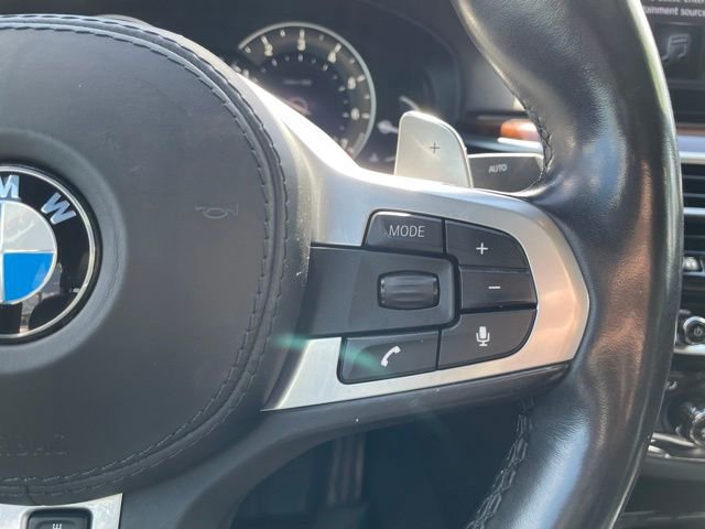 Used 2018 BMW M550i xDrive AWD/4WD image 16
