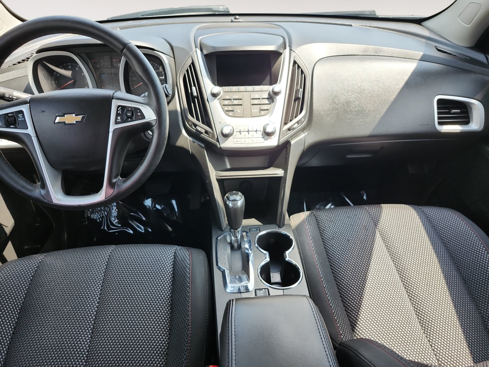 Used 2017 Chevrolet Equinox LT w/ Convenience Package FWD image 11