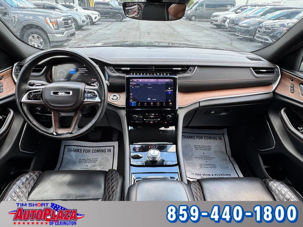 Used 2021 Jeep Grand Cherokee L Summit w/ Luxury Tech Group V AWD/4WD image 36