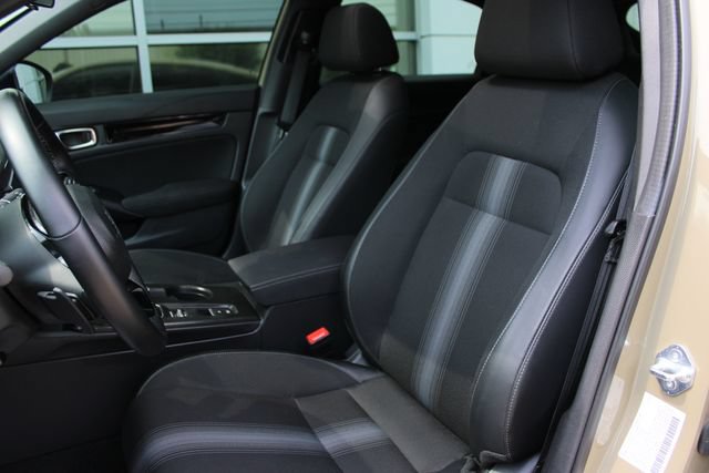 Used 2025 Honda Civic Sport image 19