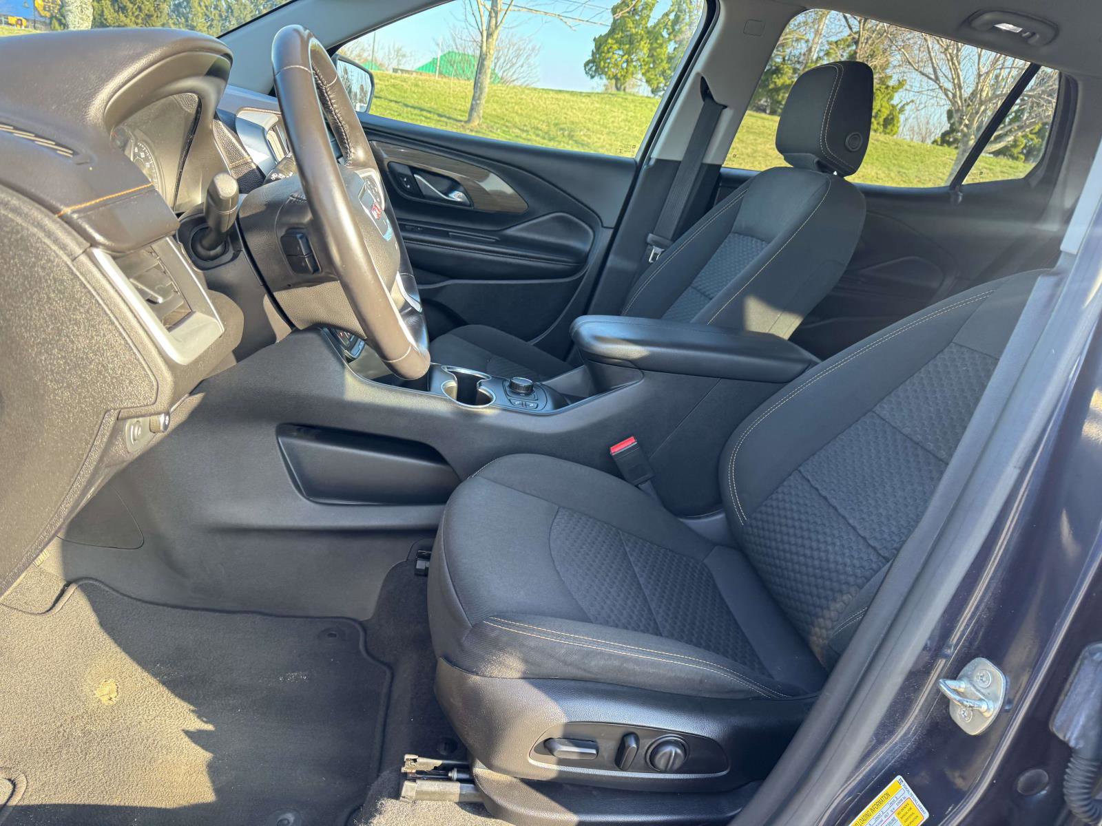 Used 2019 GMC Terrain SLE w/ Driver Convenience Package image 13