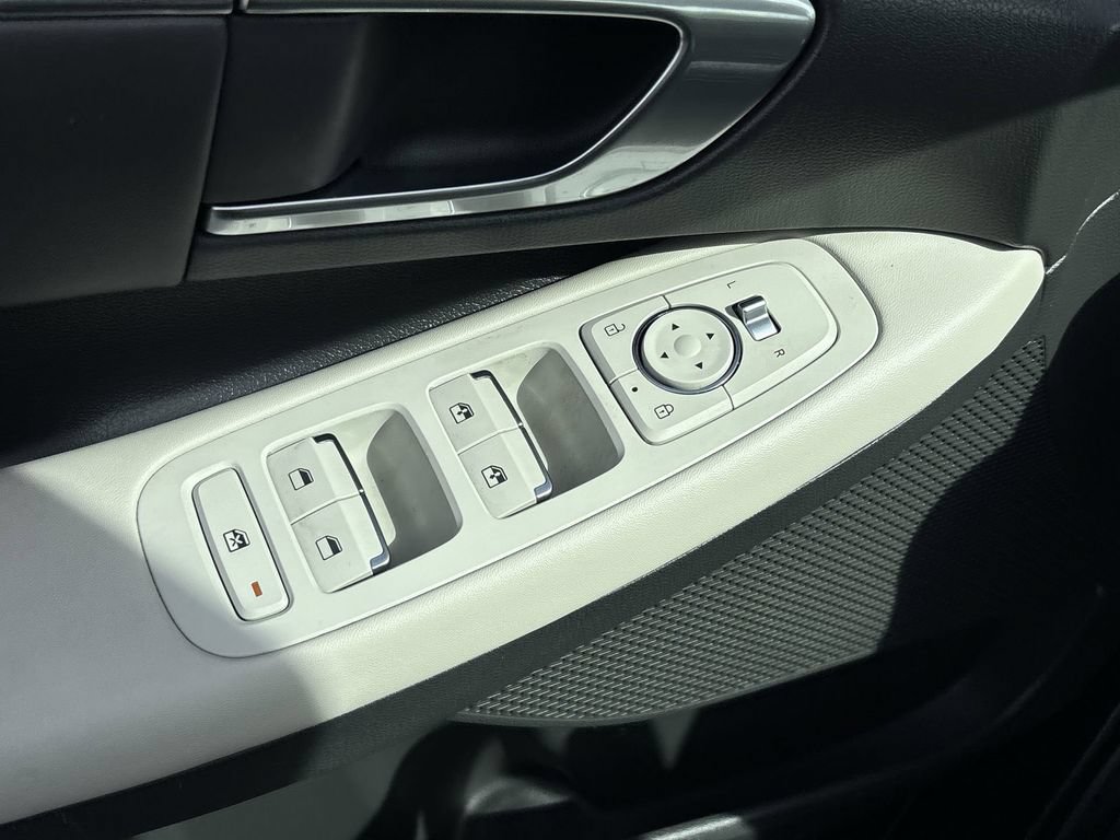 Used 2023 Hyundai Sonata SEL FWD image 22