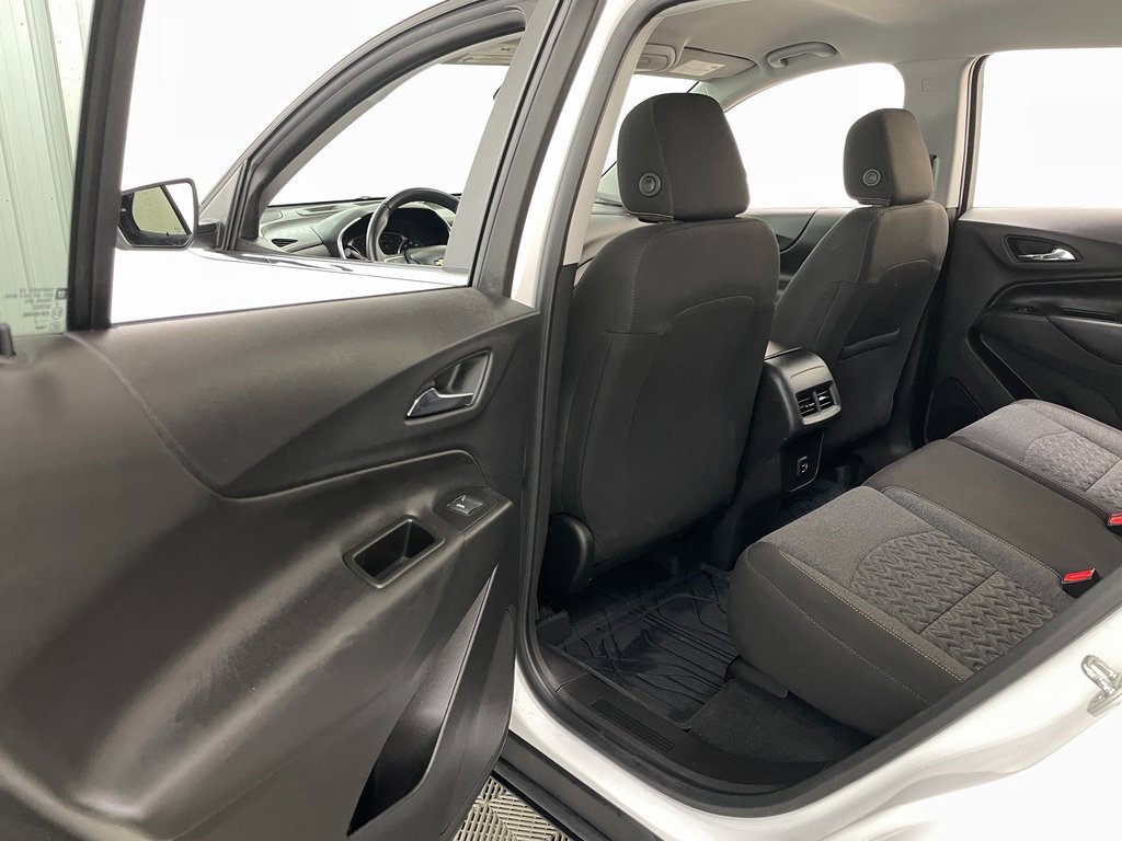 Used 2022 Chevrolet Equinox LT image 42