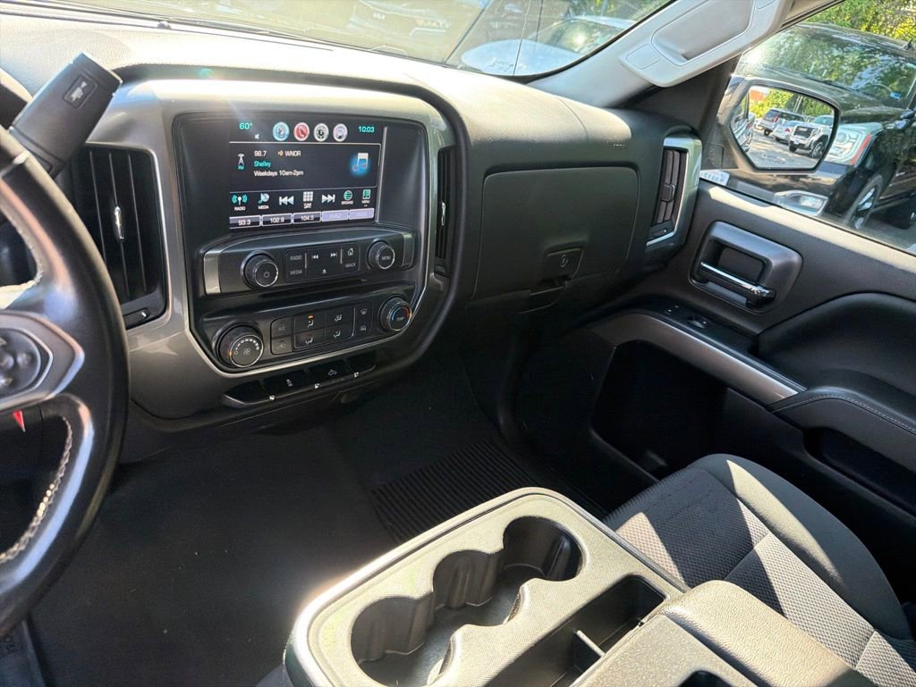 Used 2018 Chevrolet Silverado 1500 LT AWD/4WD image 16