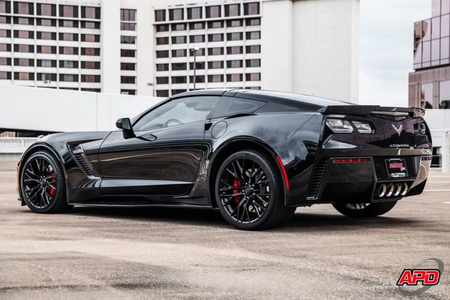 Used 2015 Chevrolet Corvette Z06 w/ 2LZ Preferred Equipment Group RWD image 50