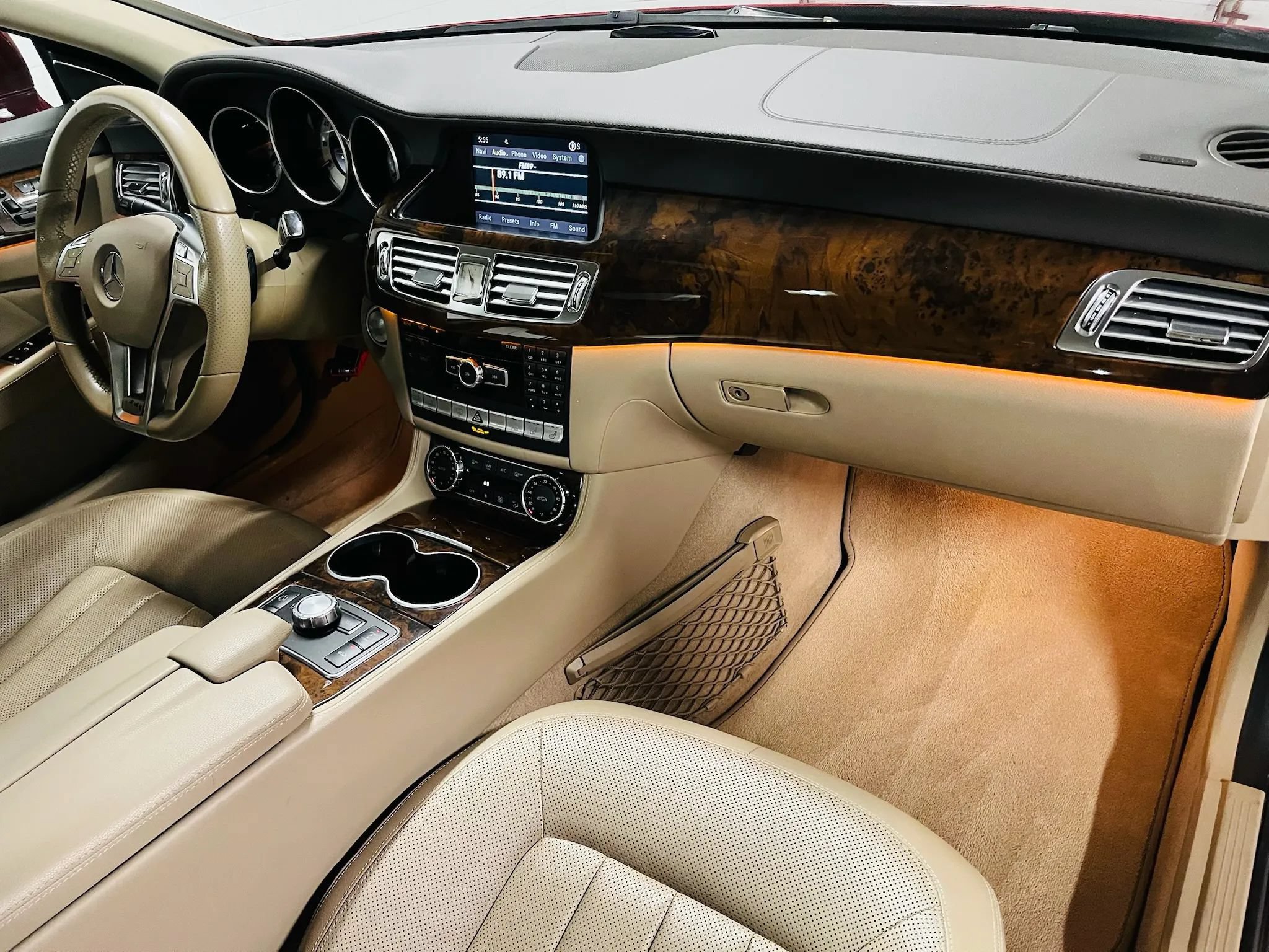 Used 2012 Mercedes-Benz CLS 550 4MATIC image 15
